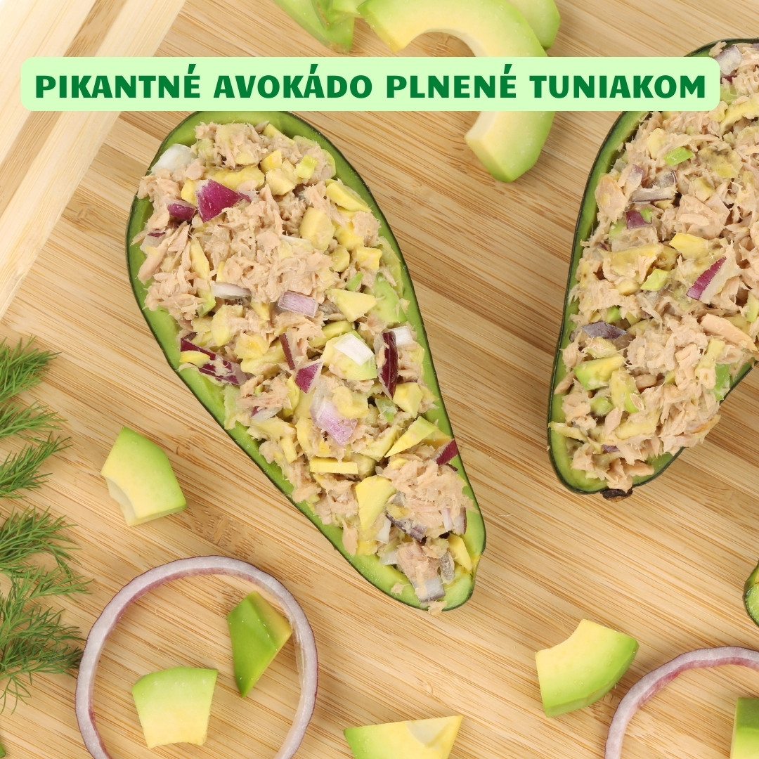 pikantne avokado plnene tuniakom